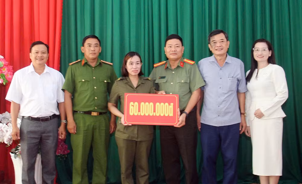 Dấu ấn của những người làm báo CAND tại Giải báo chí “Vì an ninh Tổ quốc và bình yên cuộc sống” -0