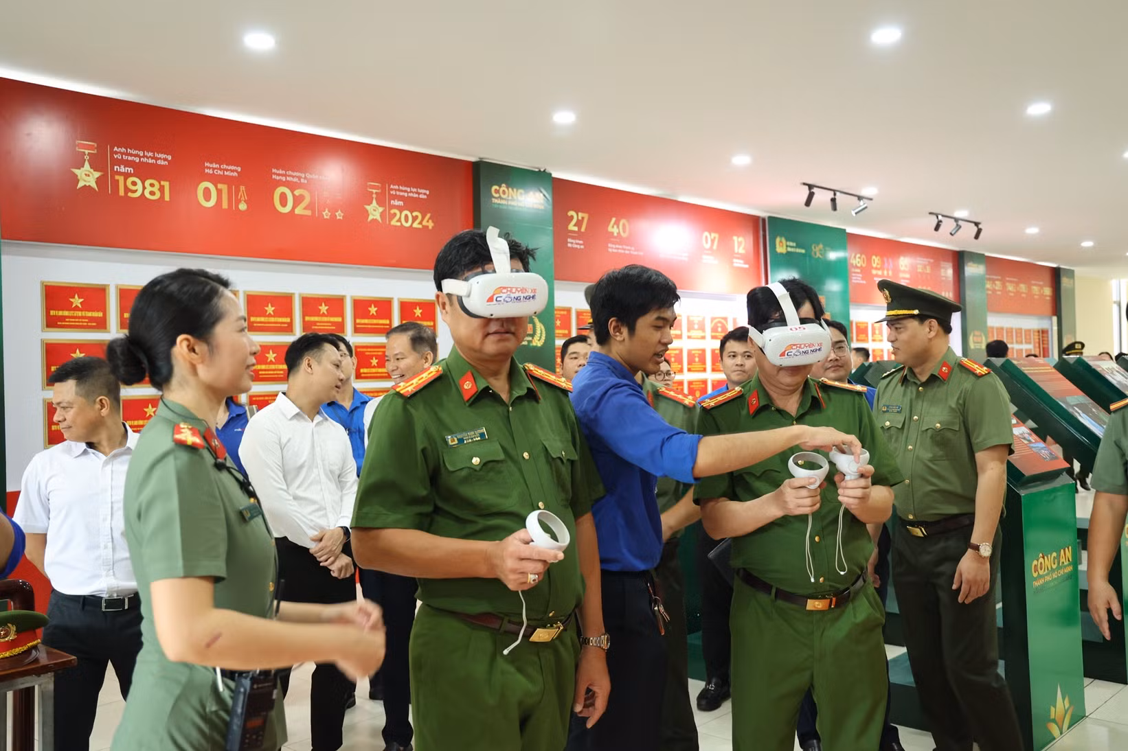 Công an TP Hồ Chí Minh - Tiếp bước truyền thống anh hùng -8