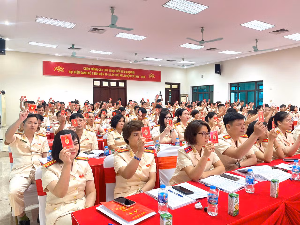 Đại hội Đại hội đại biểu Đảng bộ Bệnh viện 19-8 -0