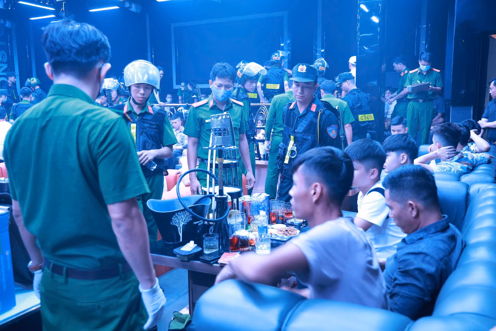 Đột kích vũ trường và nhà hàng ở Quảng Trị, phát hiện 145 người dương tính với ma túy -1