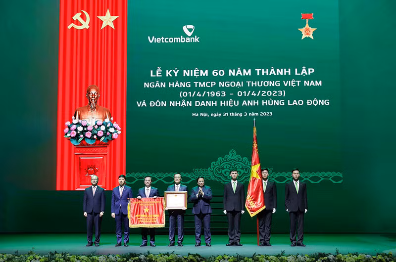 Từ mật danh B29 góp sức non sông liền dải đến bước tiến của Vietcombank -0