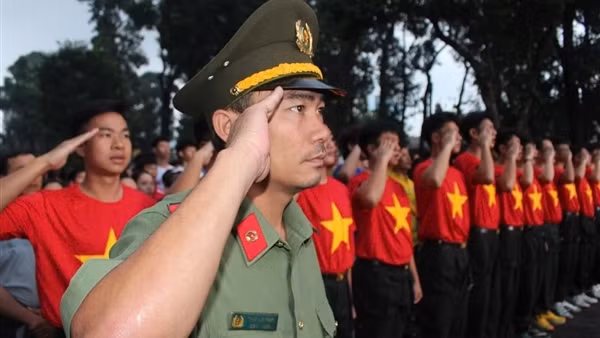 Các địa phương hưởng ứng chương trình “Cùng Việt Nam tiến bước”