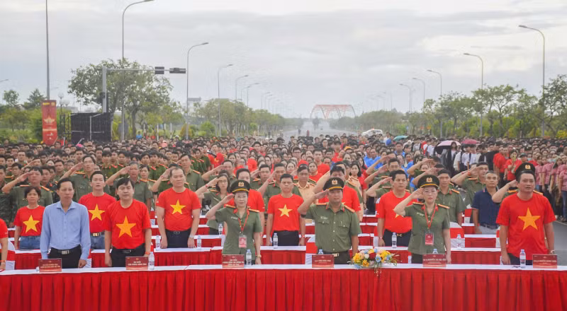 Các địa phương hưởng ứng chương trình “Cùng Việt Nam tiến bước” -0