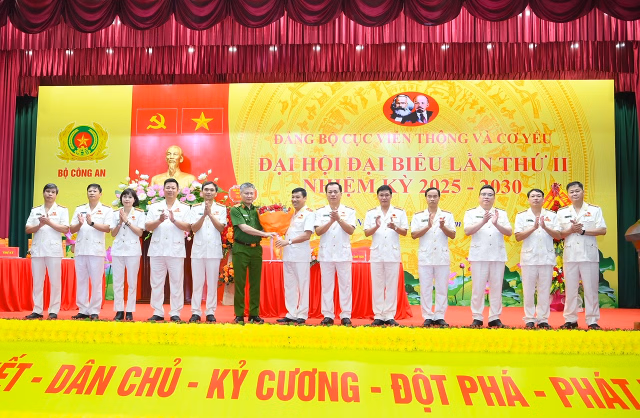 Đại hội Đảng bộ Cục Viễn thông và cơ yếu -0