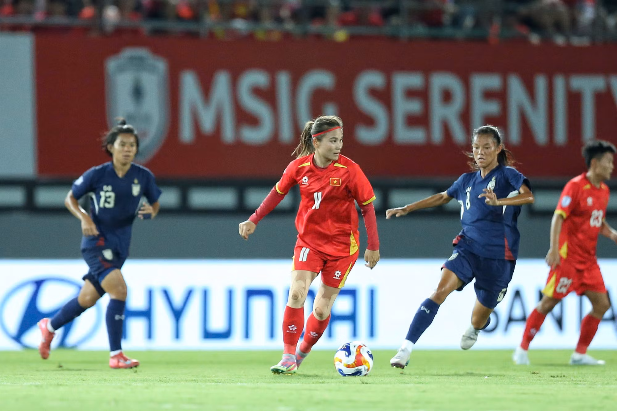 Đánh bại ĐT nữ Thái Lan, ĐT nữ Việt Nam chiếm ngôi đầu bảng -0