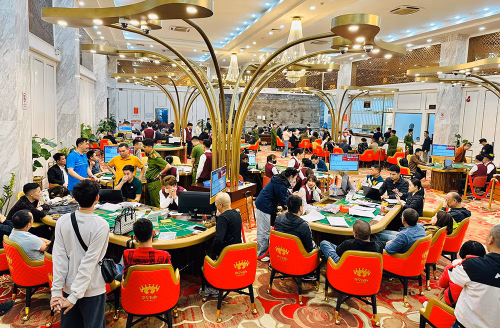 Triệt phá đường dây tổ chức đánh bạc do người Trung Quốc cầm đầu -0
