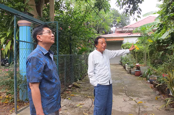 Người chiến sĩ trên hai mặt trận -0