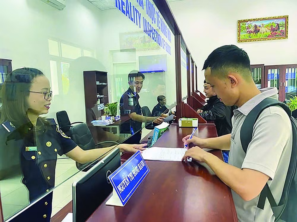 Doanh nghiệp, người dân làm thủ tục hải quan theo bộ máy mới thế nào? -0