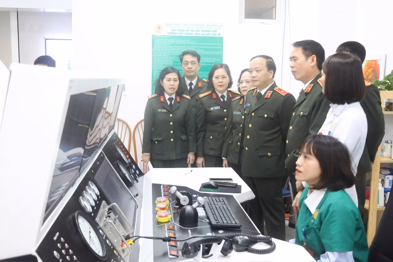 Bệnh viện Y học cổ truyền Bộ Công an phấn đấu trở thành một trong những con chim đầu đàn trong nền Y học cổ truyền nước nhà -0