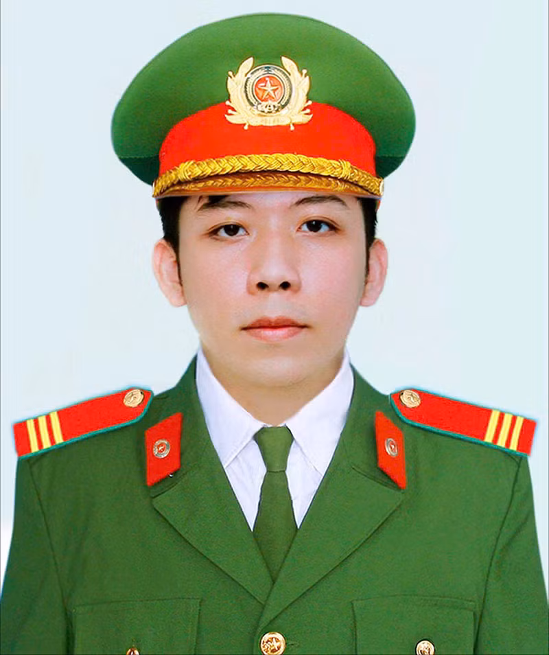 Anh đã ngã xuống vì bình yên cho nhân dân -0