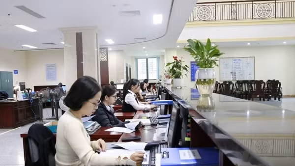 Chốt mức nợ thuế từ 50 triệu đồng trở lên bị tạm hoãn xuất cảnh