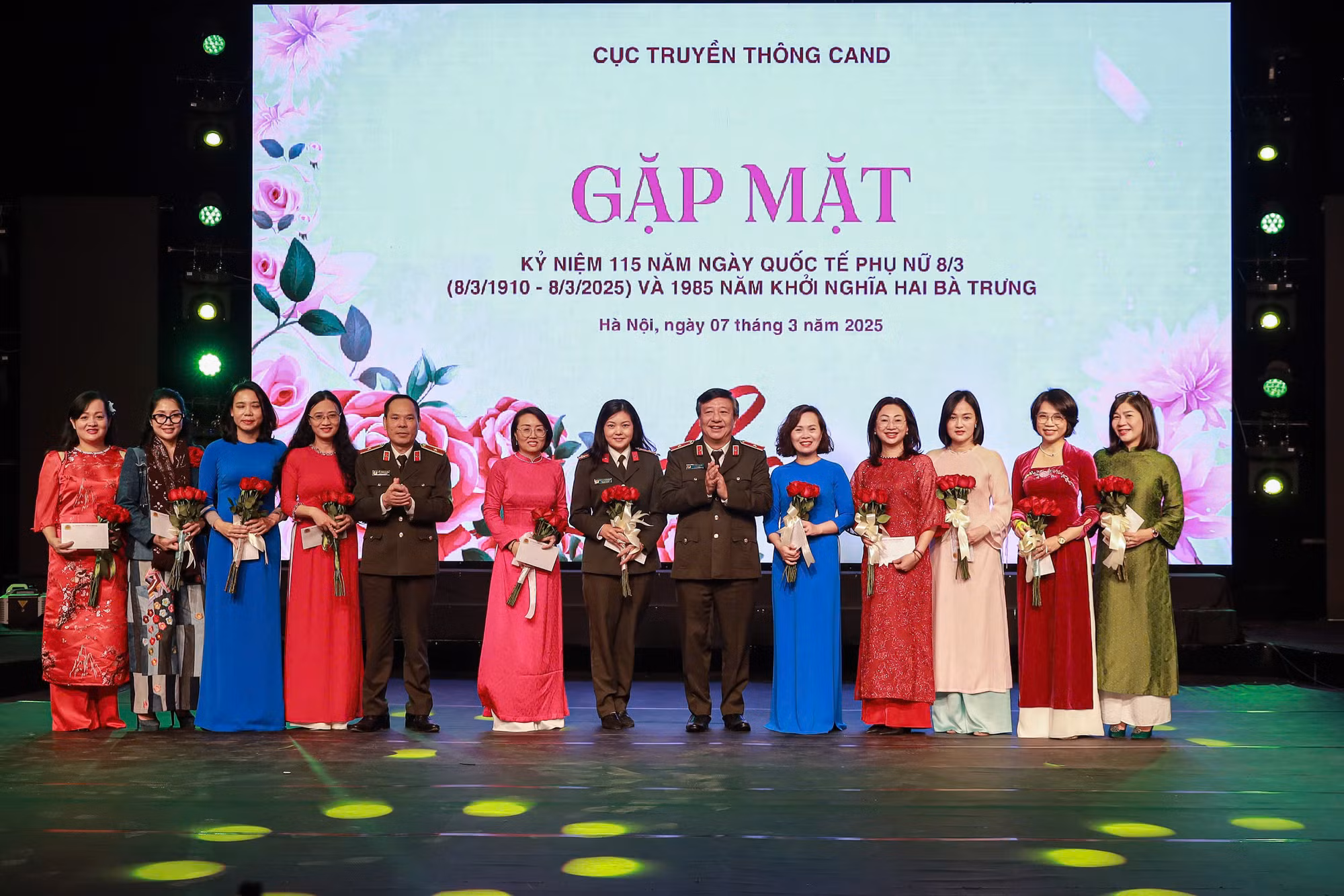 Cục Truyền thông CAND gặp mặt kỷ niệm Ngày Quốc tế Phụ nữ 8/3 -0