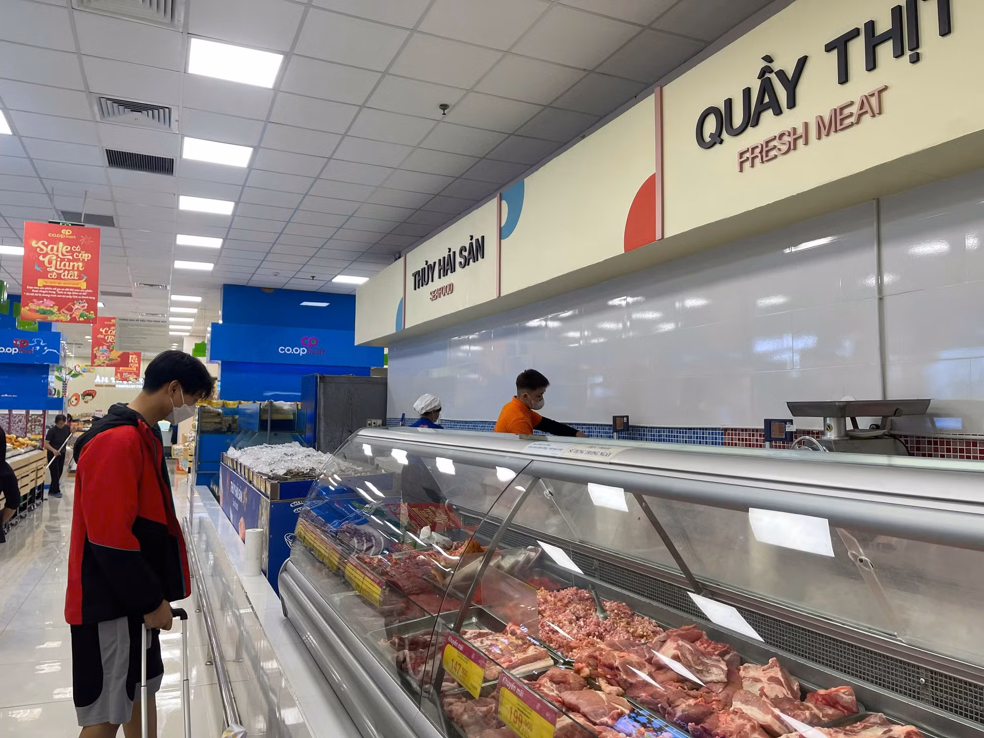 Tổng mức bán lẻ hàng hóa và doanh thu dịch vụ tiêu dùng tăng 9,4% -0