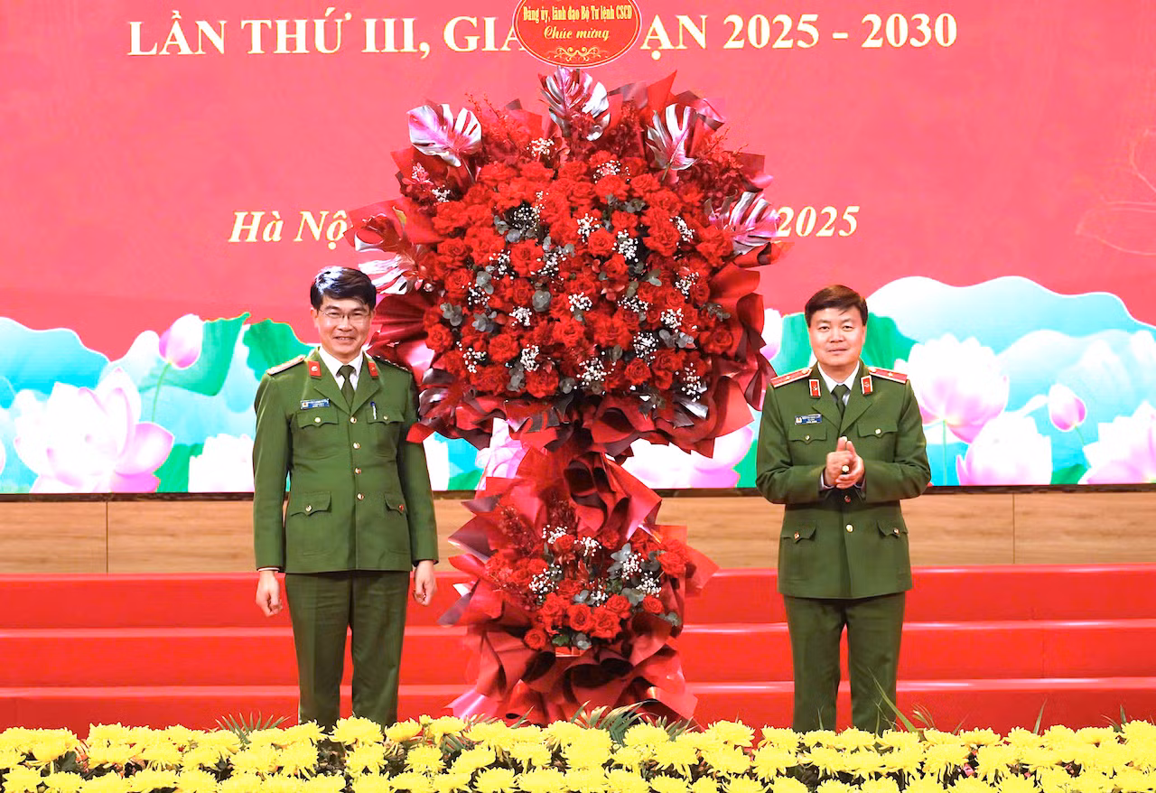 Biểu dương 80 gương 