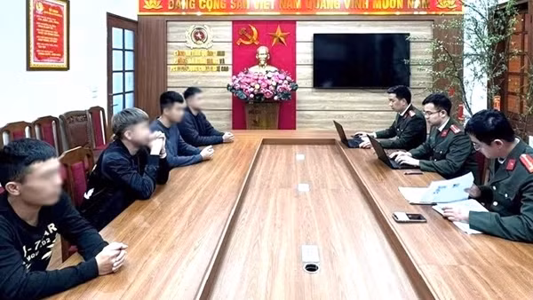 Bị xử phạt vì dàn dựng hình ảnh, đăng tin sai sự thật về Công an