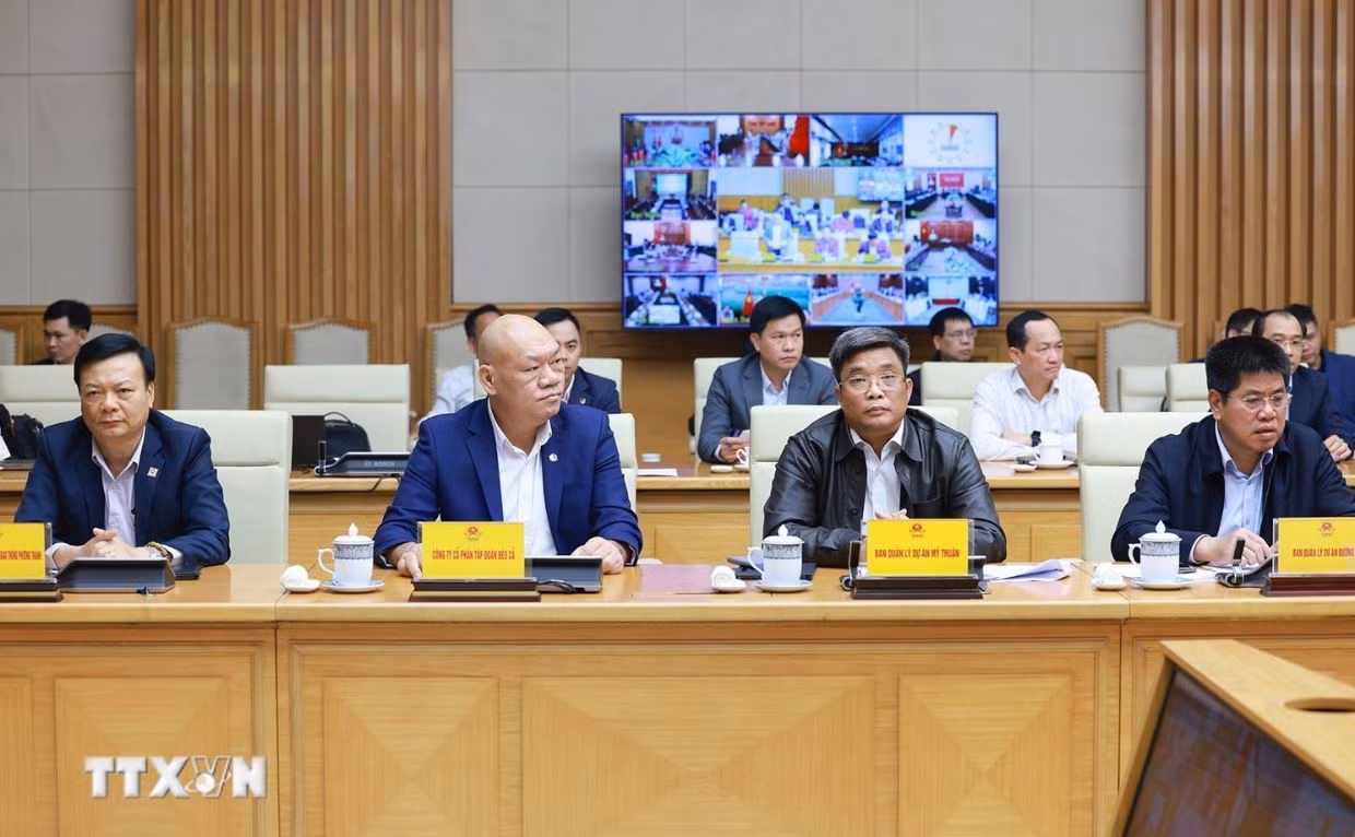 'Không để tình trạng mỏ vật liệu giao cho tư nhân sau đó Nhà nước phải mua lại' -0