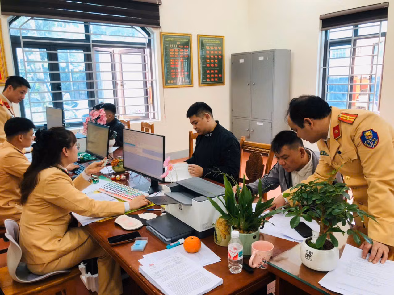 Công an tỉnh Lạng Sơn tiếp quản hiệu quả các nhiệm vụ mới không để gián đoạn, ảnh hưởng đến nhu cầu của nhân dân -0