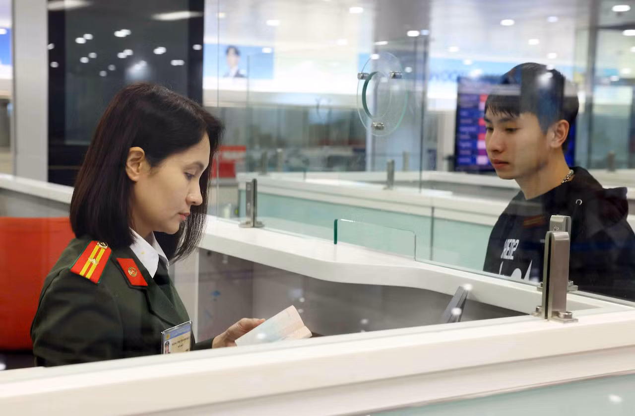 An ninh hàng không chặt chẽ trong quy trình nhưng thông thoáng, tạo thuận lợi tối đa cho người dân -2