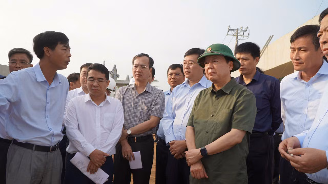 Phó Thủ tướng Trần Hồng Hà: Đẩy nhanh tiến độ các dự án giao thông trọng điểm tại ĐBSCL -0