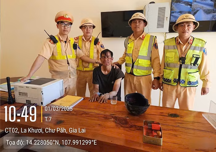 Lực lượng CSGT liên tỉnh phối hợp bắt giữ đối tượng trộm cắp xe máy -0