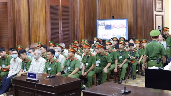 Trần Anh Quân - "mắt xích" trong việc đưa hối lộ 2 đời Cục trưởng ngành đăng kiểm