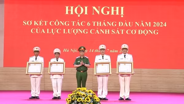 Lực lượng Cảnh sát cơ động chủ động triển khai phương án ra quân thực hiện nhiệm vụ