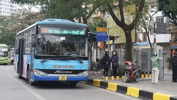 Buýt Hà Nội vận chuyển gần 120 triệu lượt khách trong 6 tháng đầu năm 2024