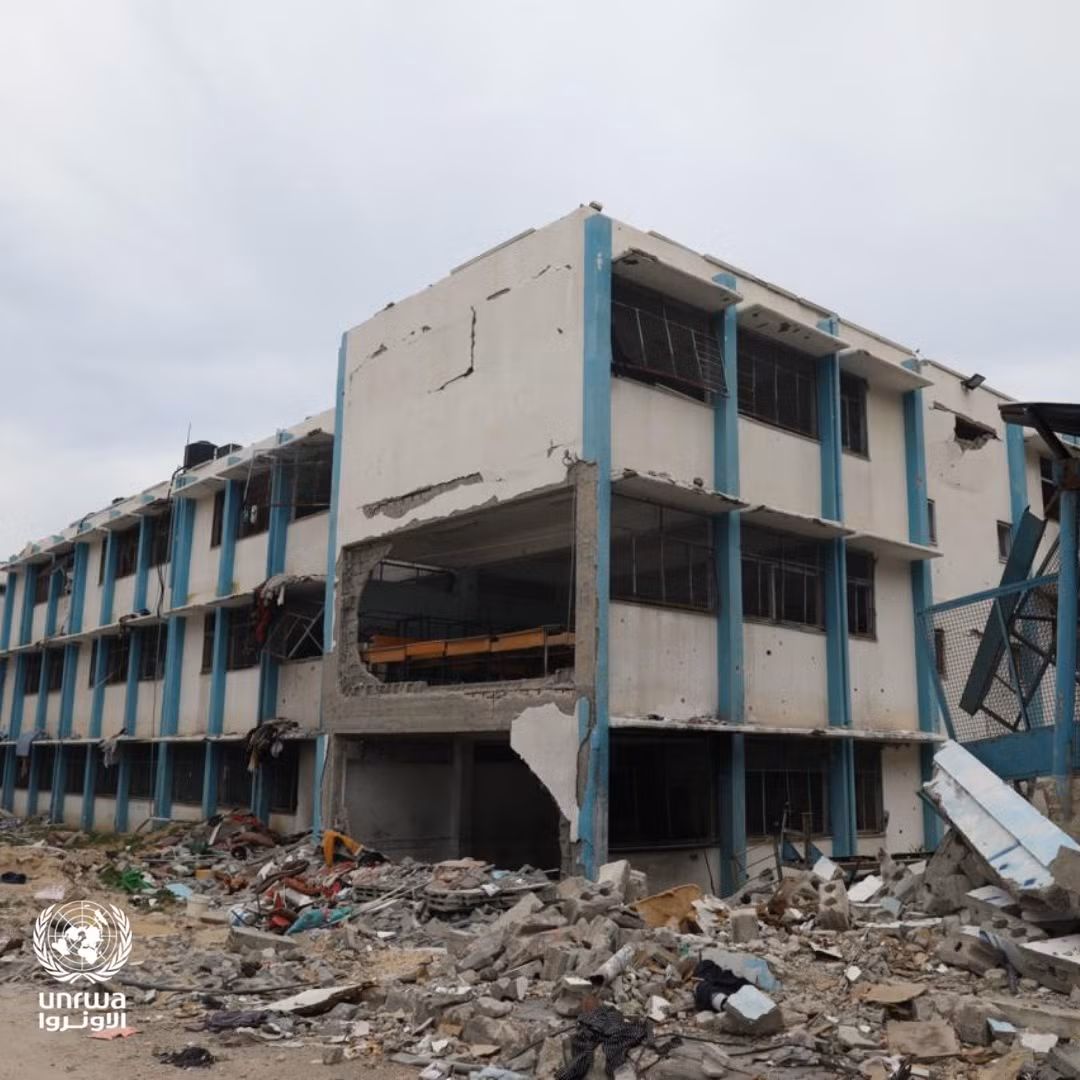 Israel dội bom liên tiếp, tấn công trường học LHQ tải Dải Gaza -0
