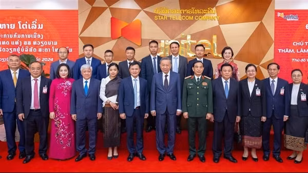Thương hiệu Viettel tại Lào là hình mẫu cho hợp tác kinh tế giữa hai nước