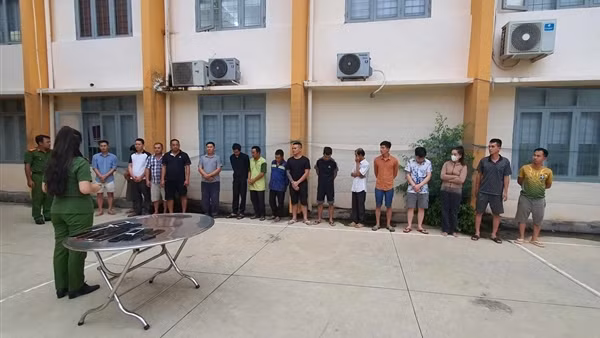 Triệt xóa đường dây cá độ bóng đá hơn 200 tỷ mùa Euro