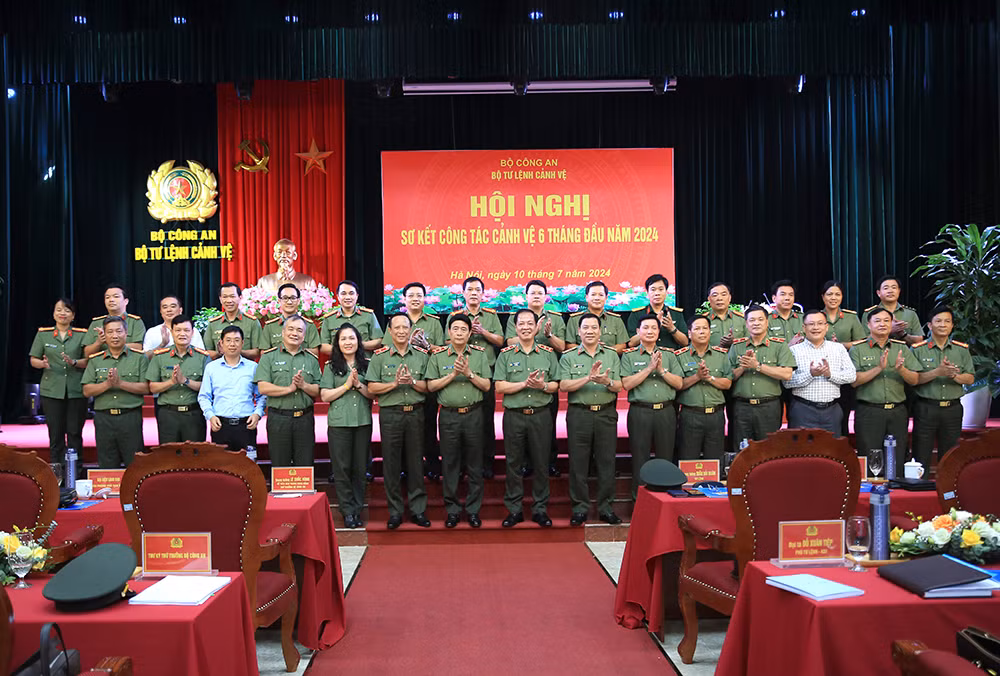 Quyết tâm hoàn thành thắng lợi các nhiệm vụ công tác 6 tháng cuối năm 2024 -0