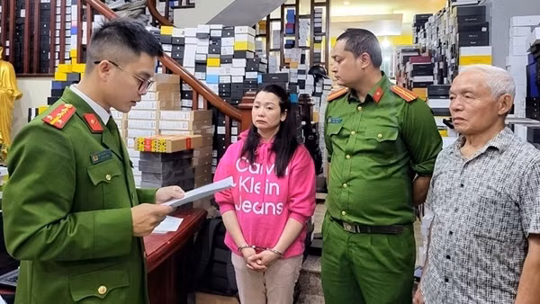 “Lướt sóng” truy tìm tội phạm ẩn danh