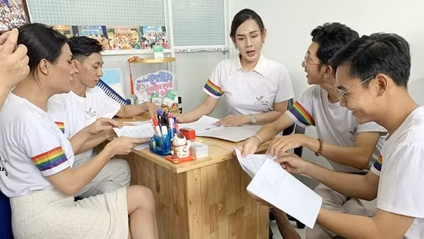 Bài 2: Khi đồng đẳng viên không thù lao thì “cuộc chiến” còn khó khăn