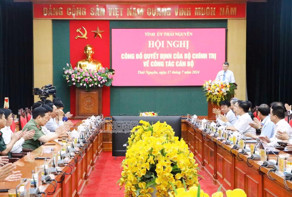 Đồng chí Trịnh Việt Hùng giữ chức Bí thư Tỉnh ủy Thái Nguyên -0