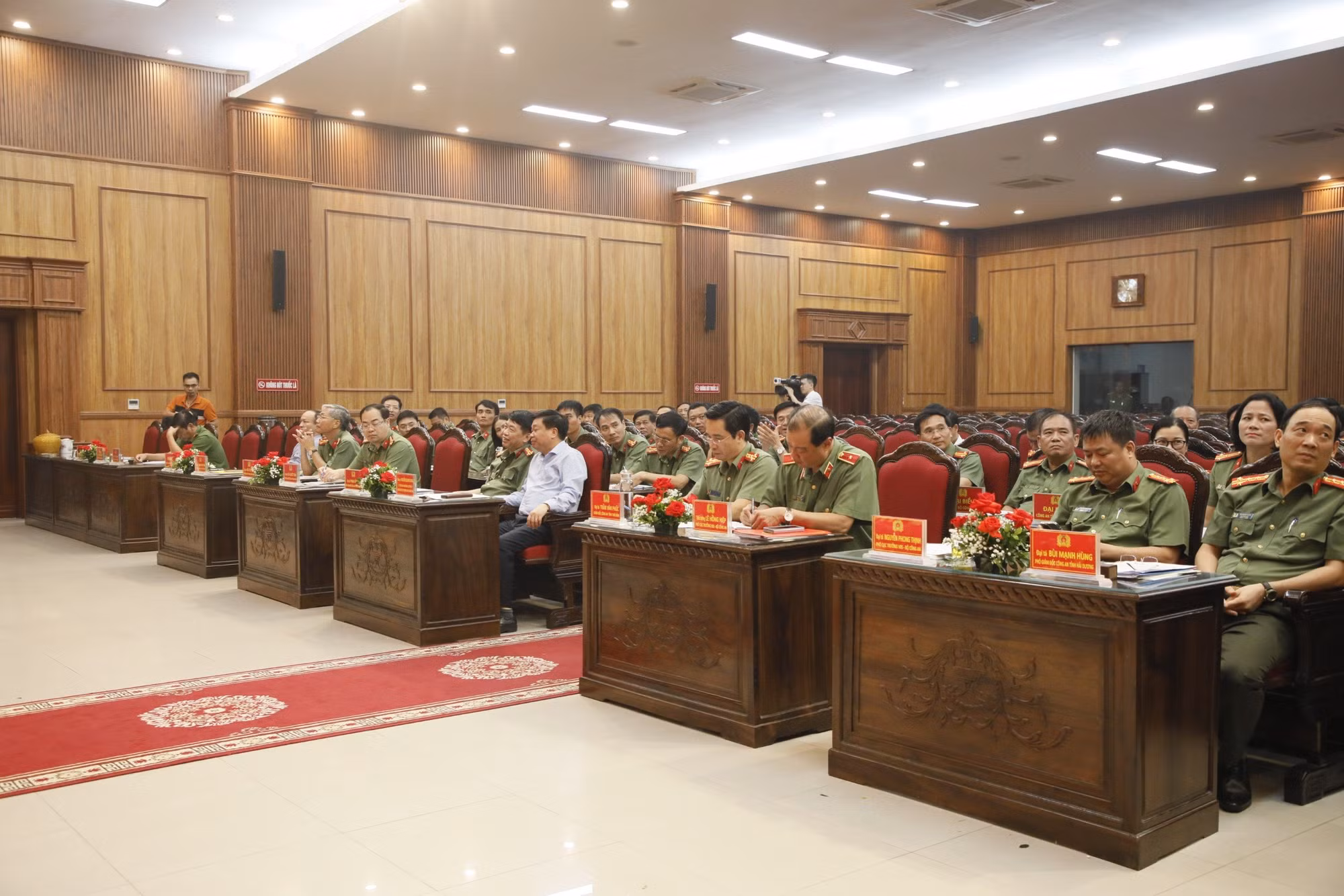 Hơn 2.500 tập thể, cá nhân Cụm thi đua số 5 được tuyên dương, khen thưởng -0