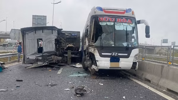 Khởi tố vụ tai nạn liên hoàn trên cao tốc QL45- Nghi Sơn - Diễn Châu