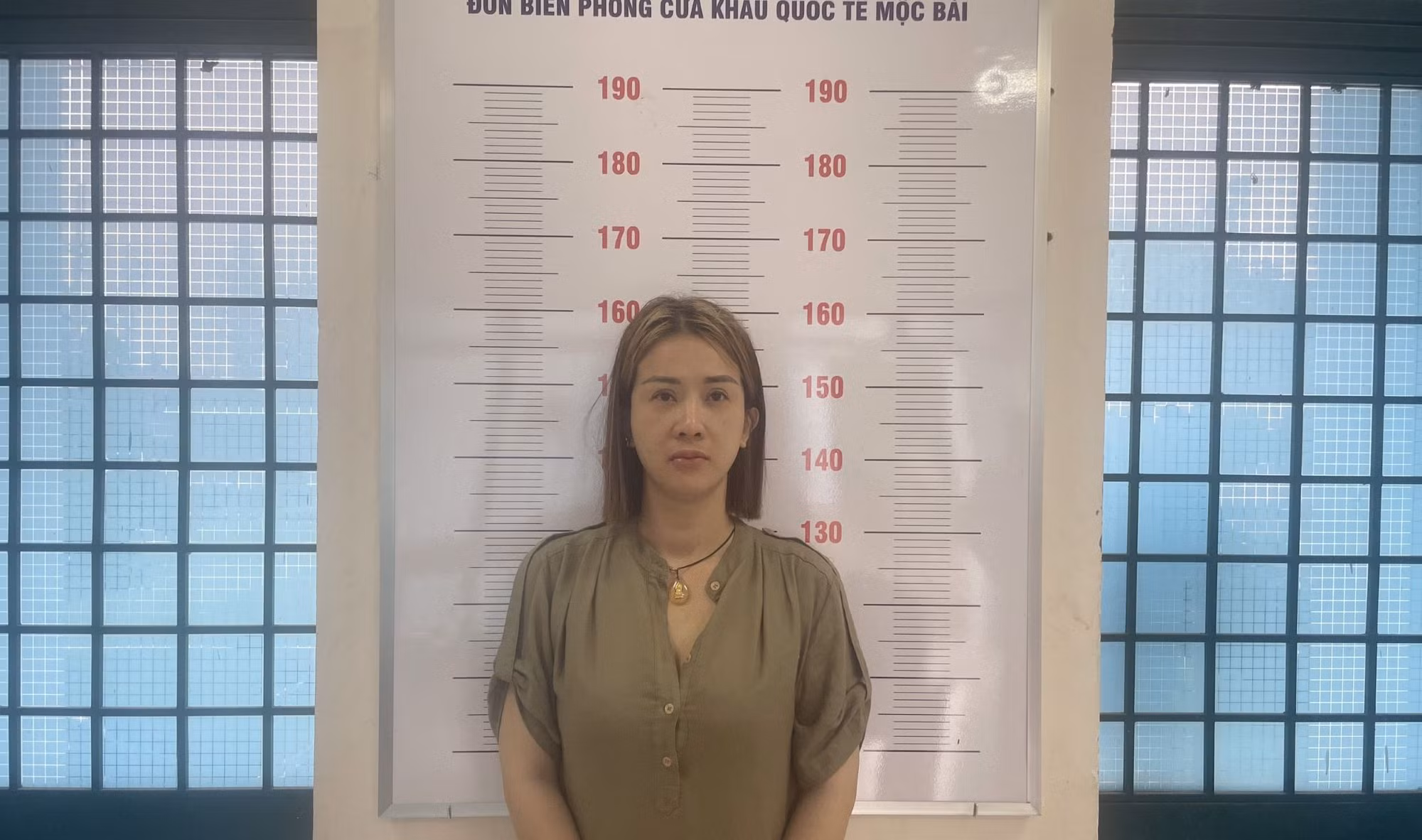 tuy.jpg -0