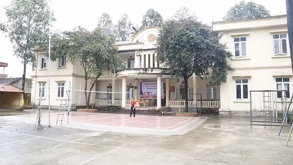 Hàng loạt công trình tiền tỷ ở Thanh Hoá bỏ hoang sau sáp nhập