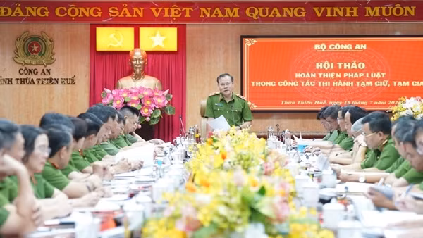 Thứ trưởng Nguyễn Văn Long chủ trì hội thảo Hoàn thiện pháp luật trong công tác thi hành tạm giữ, tạm giam