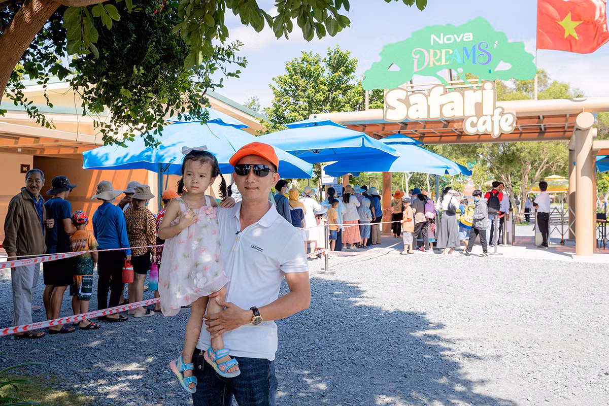 &nbsp;“Biển người” tại NovaWorld Phan Thiet trong ngày “Cảm ơn Bình Thuận” -0
