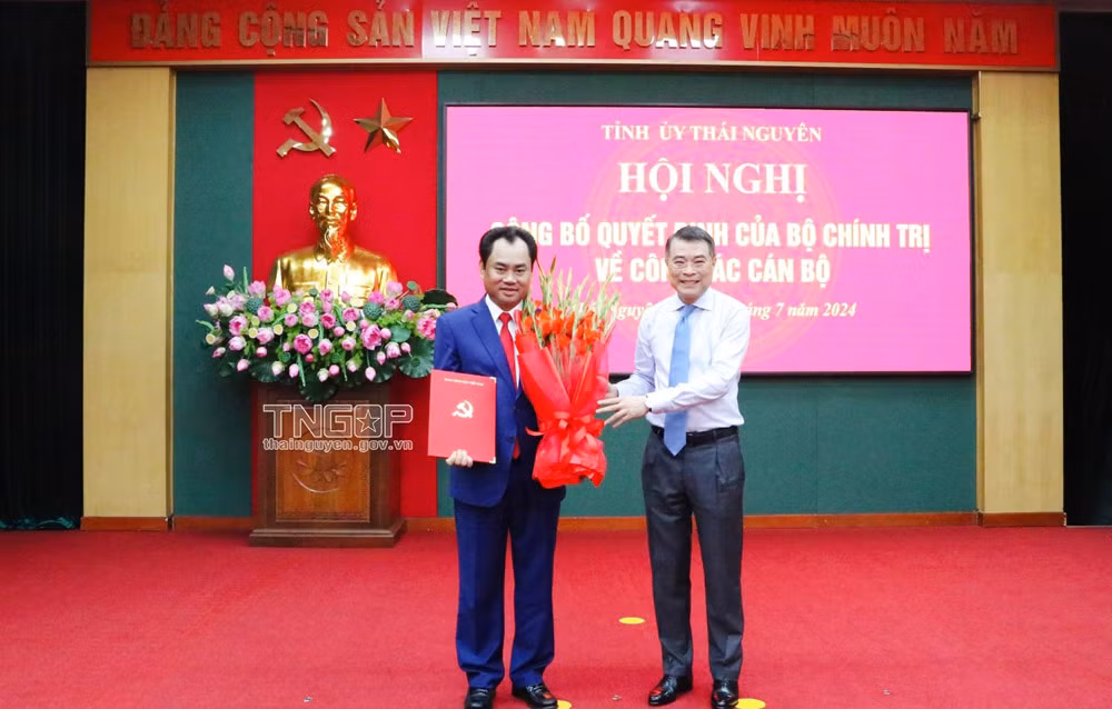 Đồng chí Trịnh Việt Hùng giữ chức Bí thư Tỉnh ủy Thái Nguyên -0