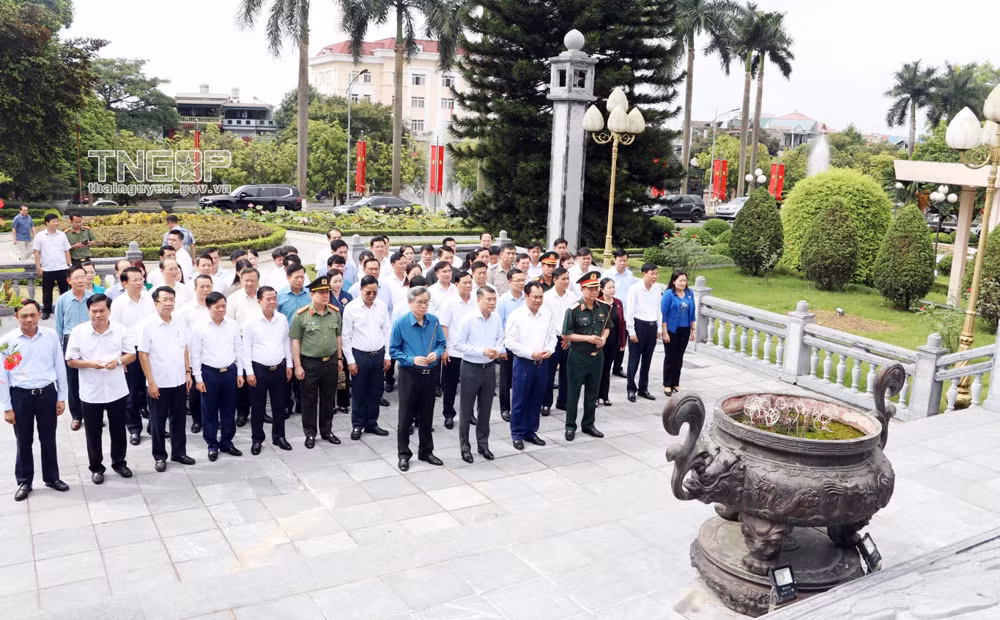 Đồng chí Trịnh Việt Hùng giữ chức Bí thư Tỉnh ủy Thái Nguyên -0