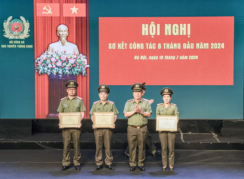 Nội dung thông tin trên báo chí CAND toàn diện, phong phú, tạo đồng thuận trong xã hội -0