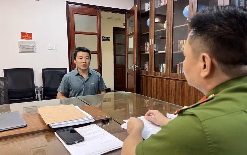 “Sập bẫy” đầu tư tài chính, tiền ảo qua mạng xã hội -0