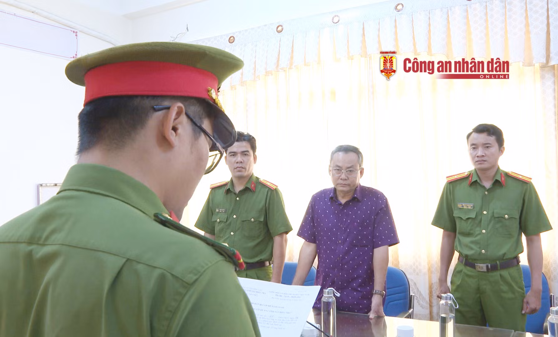 Bắt tạm giam Trưởng phòng Kế hoạch - Tài chính Sở Y tế Bạc Liêu -0