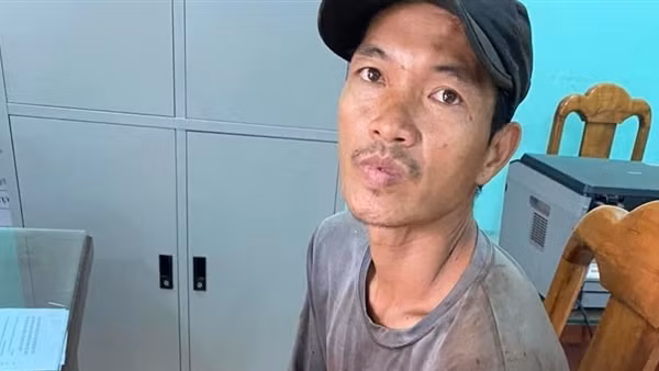 Bắt đối tượng trốn truy nã 20 năm tại vựa phế liệu