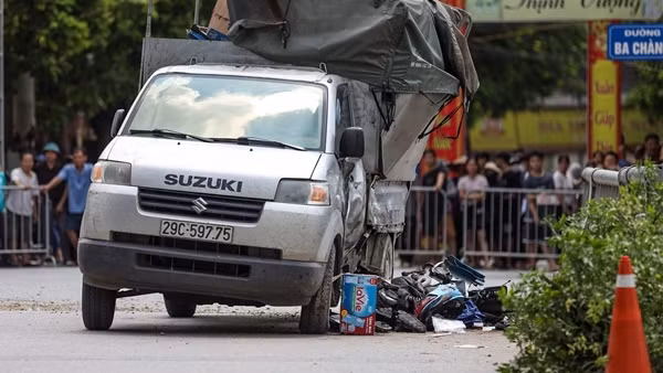 Các nạn nhân tử vong trong vụ tai nạn giao thông ở Hoài Đức là 4 mẹ con