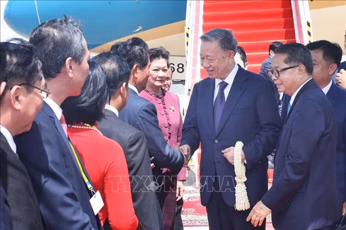 Chủ tịch nước Tô Lâm bắt đầu thăm cấp Nhà nước Vương quốc Campuchia -1