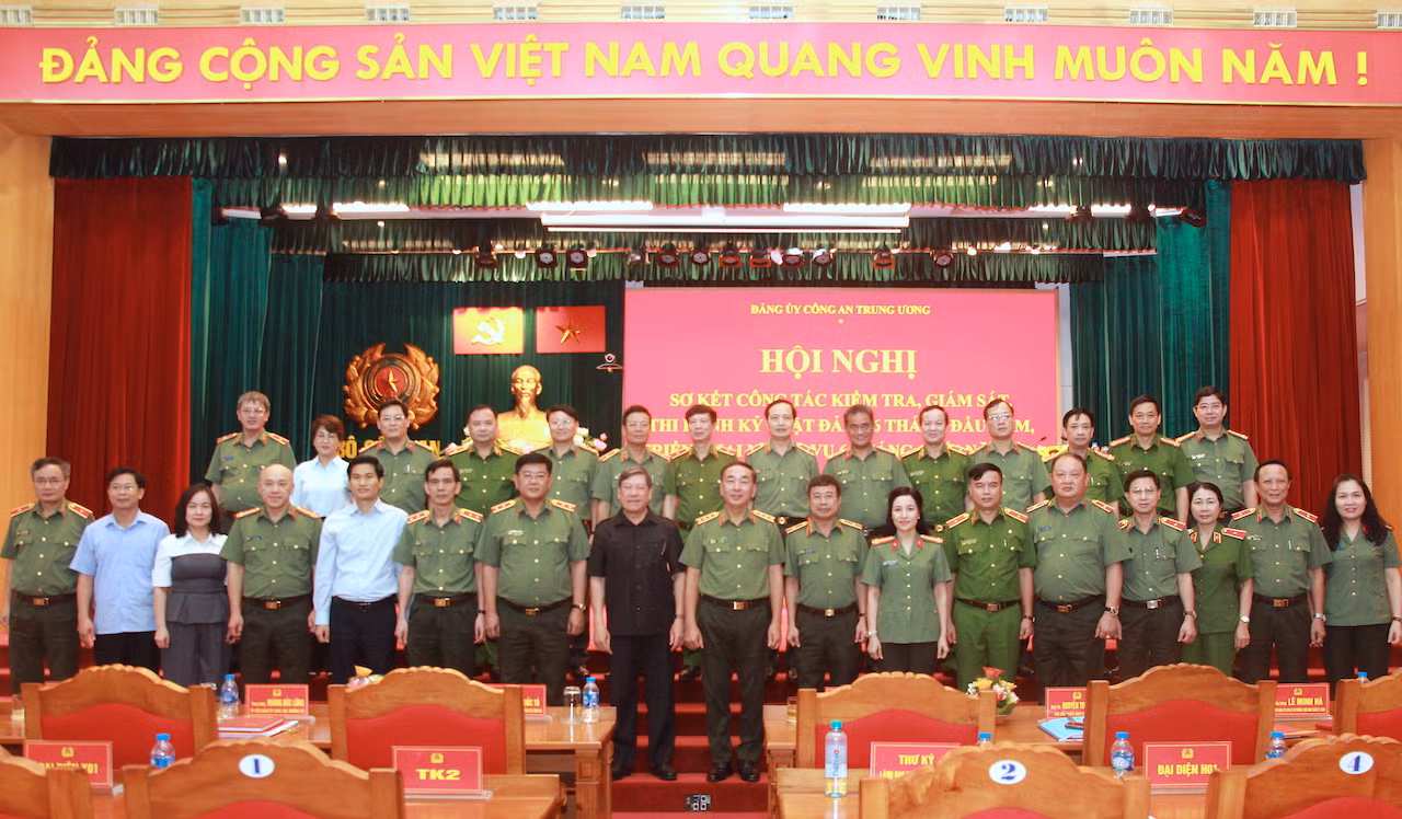 Tổ chức toàn diện, đồng bộ nhiệm vụ kiểm tra, giám sát, chấn chỉnh vi phạm từ sớm, từ xa -0