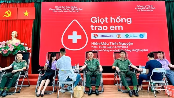 Lan tỏa Chương trình hiến máu tình nguyện "Giọt hồng trao em"